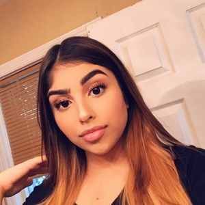 Meet your Posher, Yusra